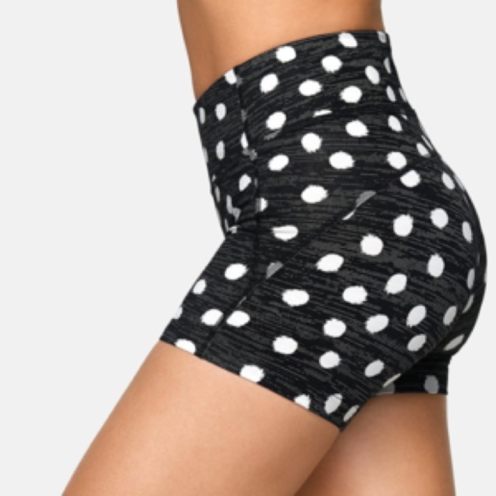 ISO Outdoor Voices Polka Dot Shirts SZ Small